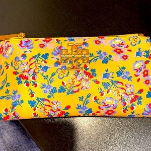 Tory Burch wallet